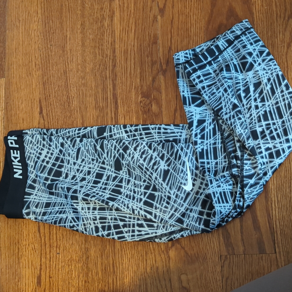 Nike pro leggings